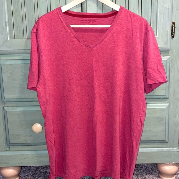 XL Banana Republic Red T